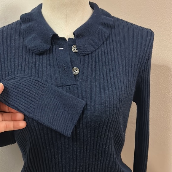 Sold- J Crew Ruffle collar ribbed merino wool sweater size S- great condition - Picture 5 of 8